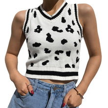 Load image into Gallery viewer, Brown Argyle Vintage Y2K Cropped Sweater Vest Autumn Sleeveless Knit Pullover Preppy Style Casual Plaid Knitwear 90s