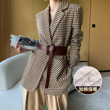 Load image into Gallery viewer, Houndstooth woolen blazer women&#39;s short section 2020 autumn and winter new temperament all-match thick plaid suit