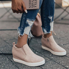 Load image into Gallery viewer, Women Sneakers Femme Vulcanized Shoes Ladies' Casual Slip On Ladies Flat Shoe Women Fashion Retro Sneakers / Autumn